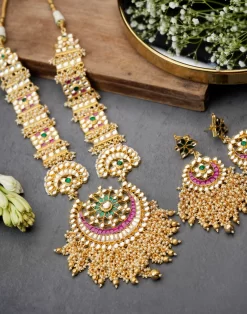 Gulrang Necklace set