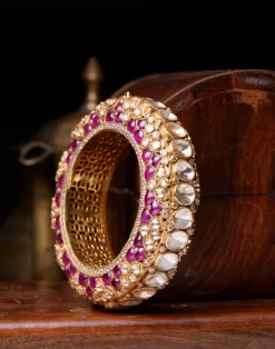 Uzma Bangle