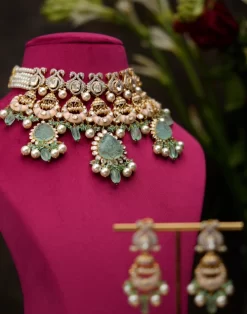 Amaira Necklace Set