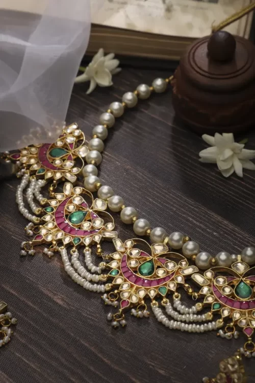 Pearl Rani haar Necklace