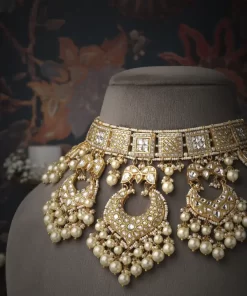 Naaziya Necklace Set