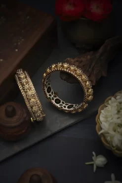 Saiba Bangles