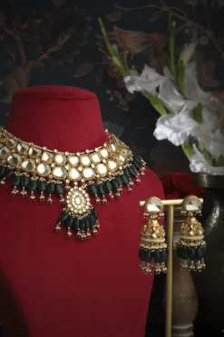 Saiba Necklace Set