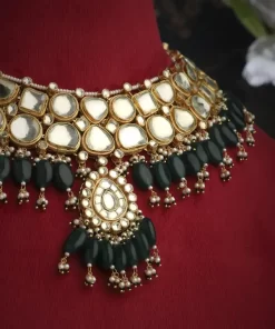 Saiba Necklace Set