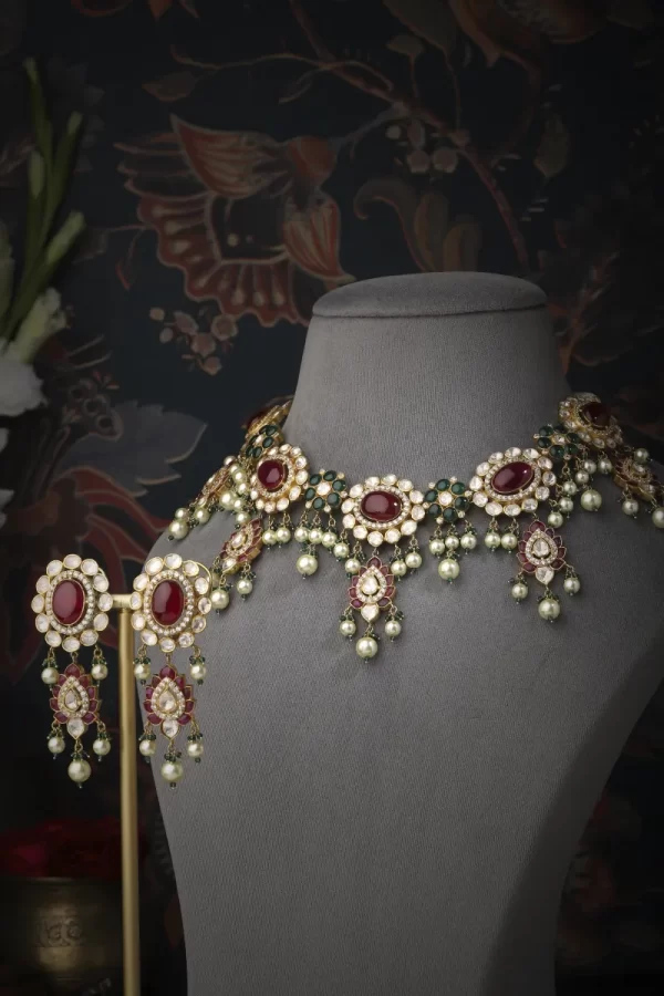 Roohani Necklace Sets