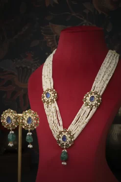 Inayat Necklace Set