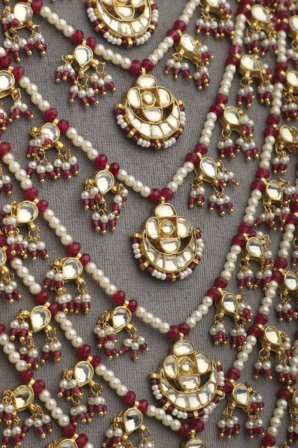 Seeral Sathlada Necklace Set