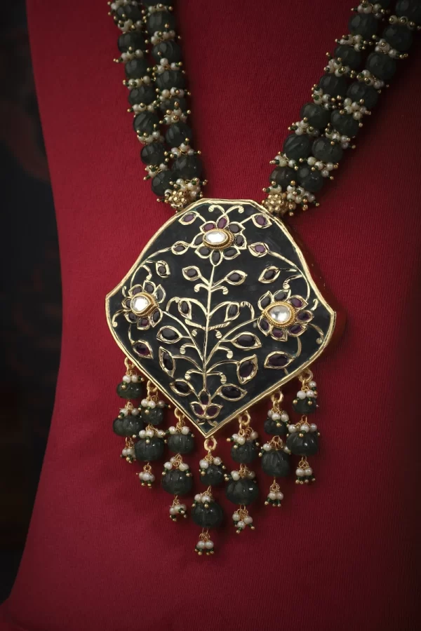 Sarina Necklace Set