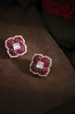 Vanya Studs