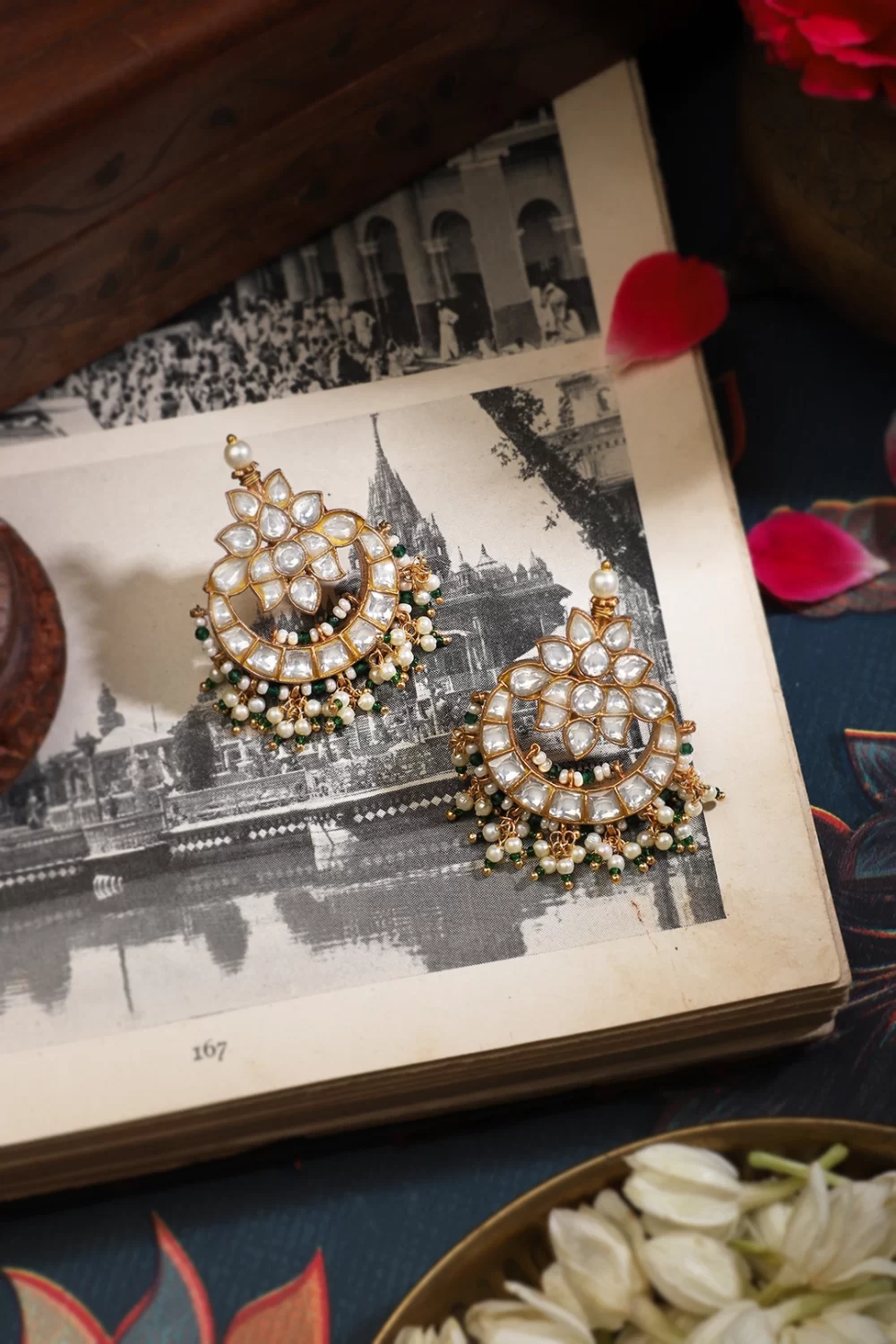 Badriya Studs