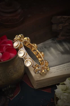 Tithira Gokhru Bangle