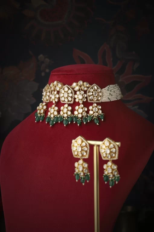 Amara Choker Necklace Set