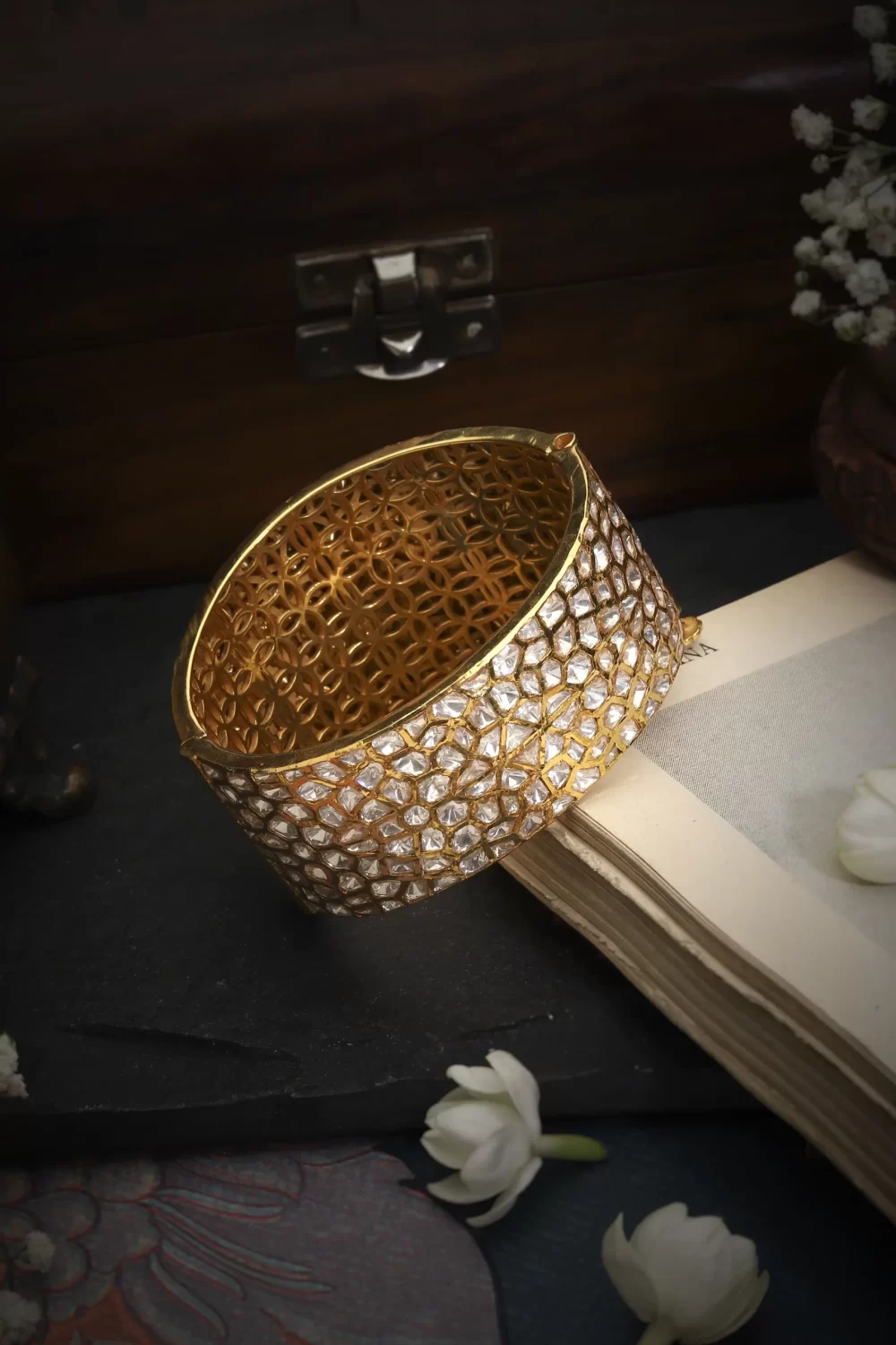 Anika Bangle