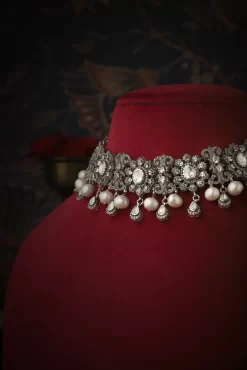 Shayani Victorian Necklace set