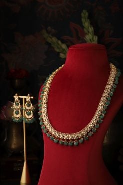 Keerthi U-shaped Necklace set