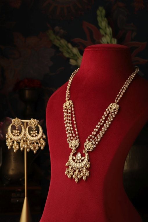 Kamal Pendant Necklace Set