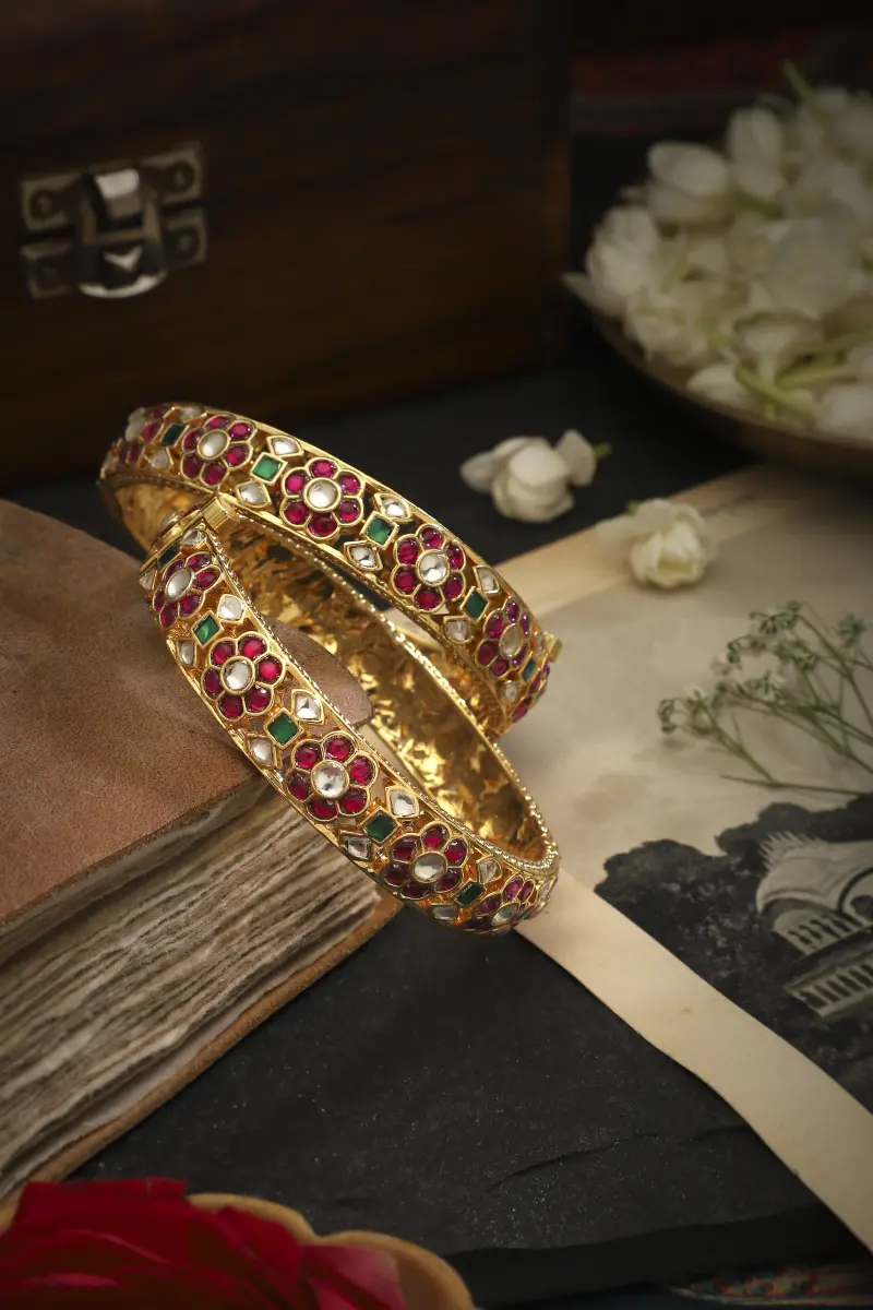 Floral Red & Green Bangles