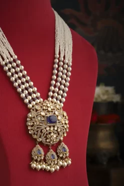 Nehir Pendant Necklace