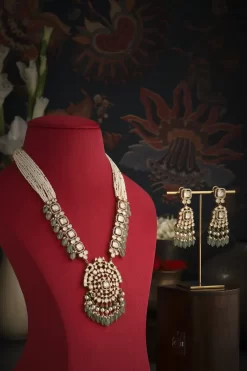 Amritha Necklace Set