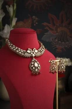 Nissa Kanthi Necklace Set