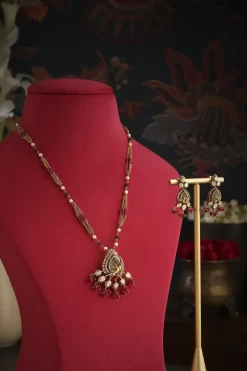 Srila Pendant Set