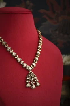 Arna Pendant Set