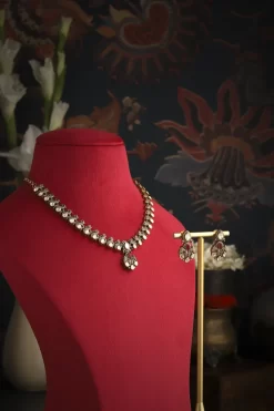 Sachi Pendant Necklace Set