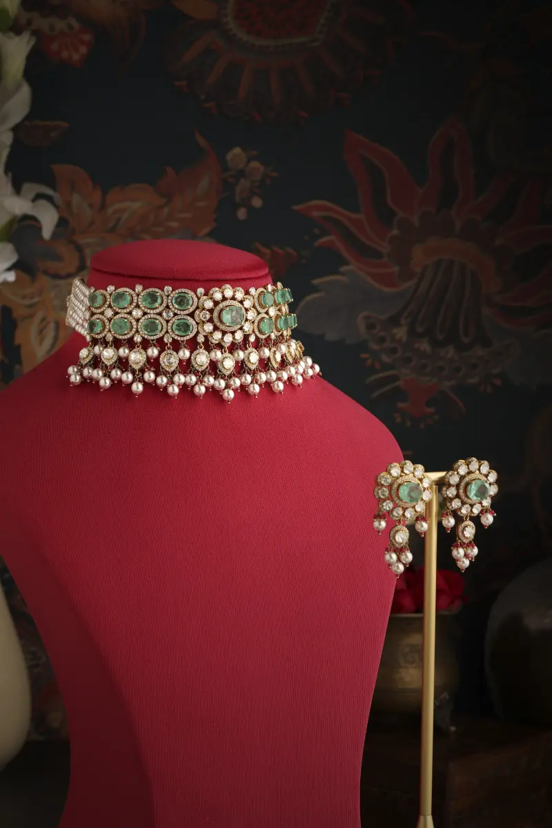 Aza Choker Set