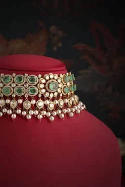 Aza Choker Set
