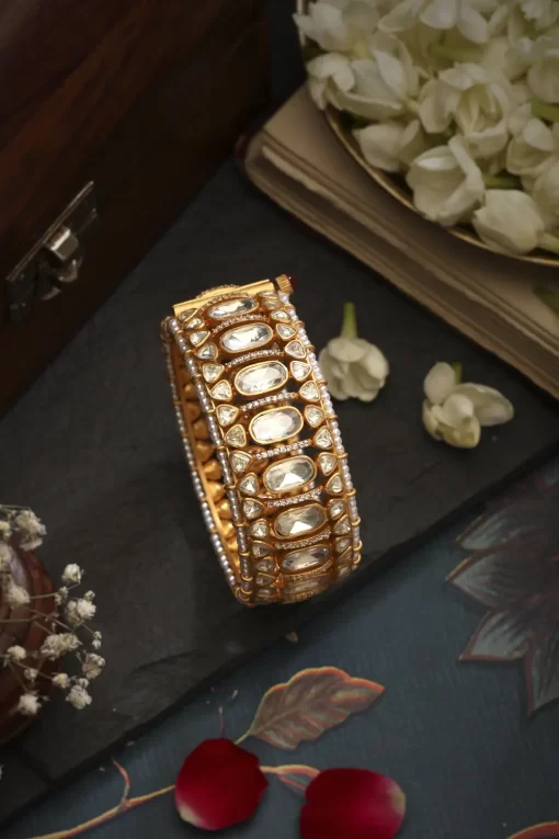 Ilisha Bangle