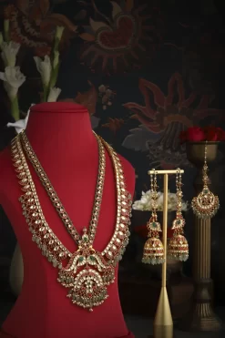 Iravati Long necklace set 