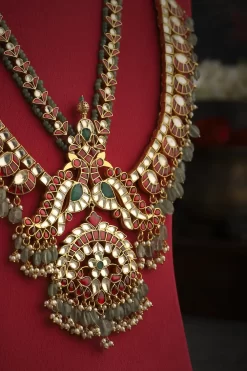 Iravati Long necklace set