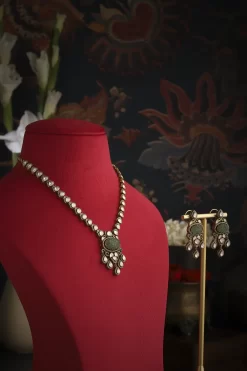Vishritha Necklace Set