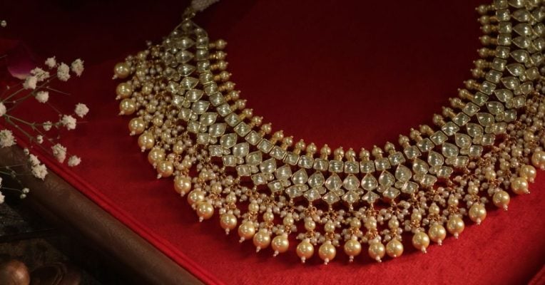 Necklace vs Choker vs Pendant vs Chain
