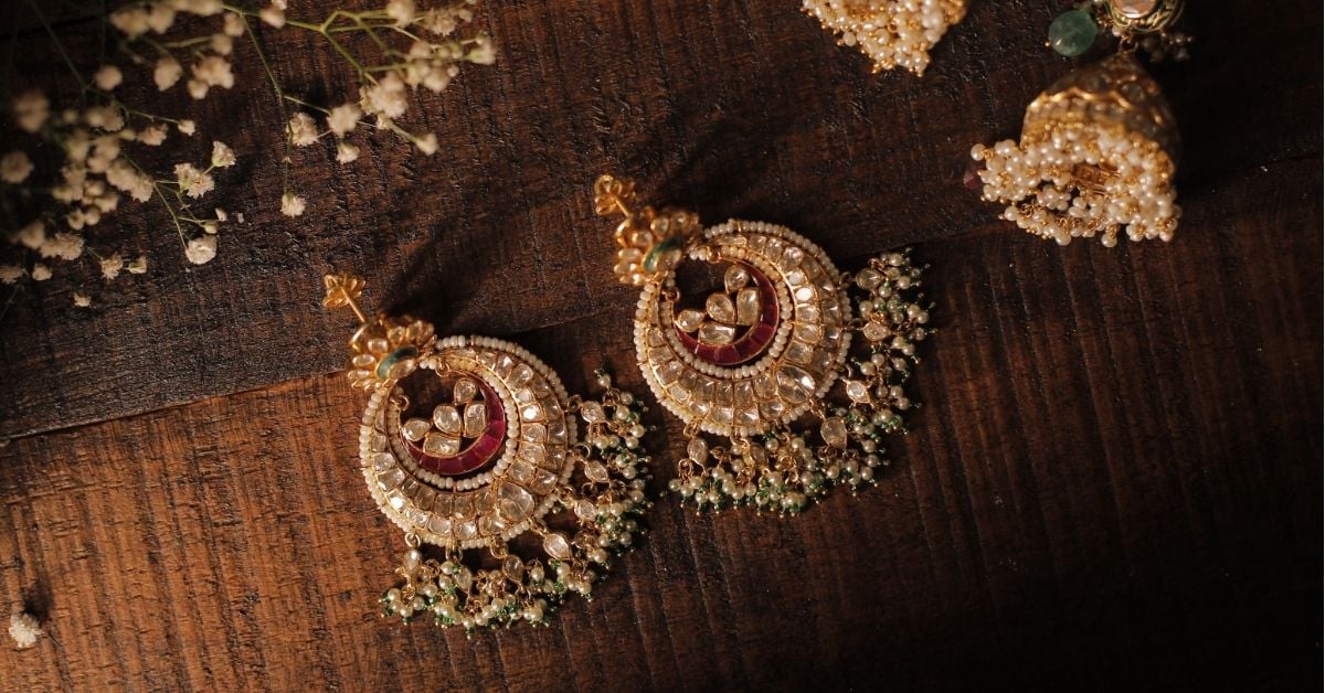 Which Are the Best Earrings for a Round Face