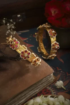 Prasoona Bangles
