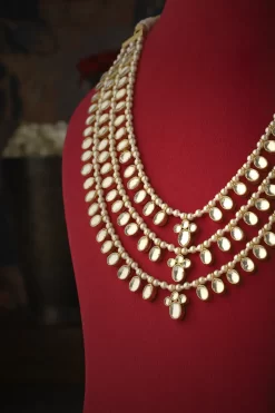 Roohan Teenlada Necklace