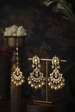 Raahi Necklace Set