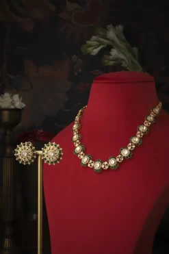 Sargun Necklace Set