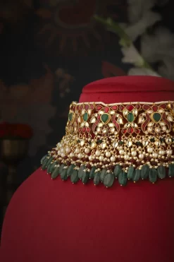 Dhruvika Choker Set
