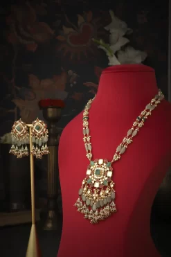 Nallini Pendant Set