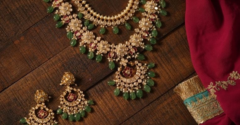 Modern Jewellery for Saree