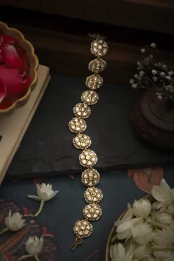 Abaya Mathapatti