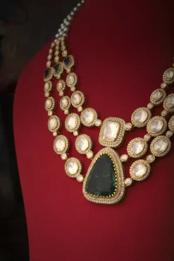 Rabiyah Necklace Set