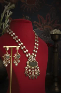 Kavya Necklace Set